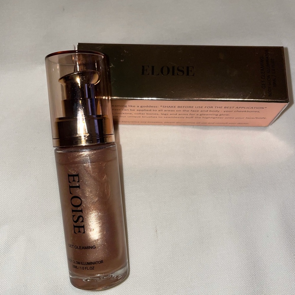 3 / $25 Eloise Get Gleaming